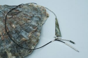 Niesymetryczna geometria - REZERWACJA